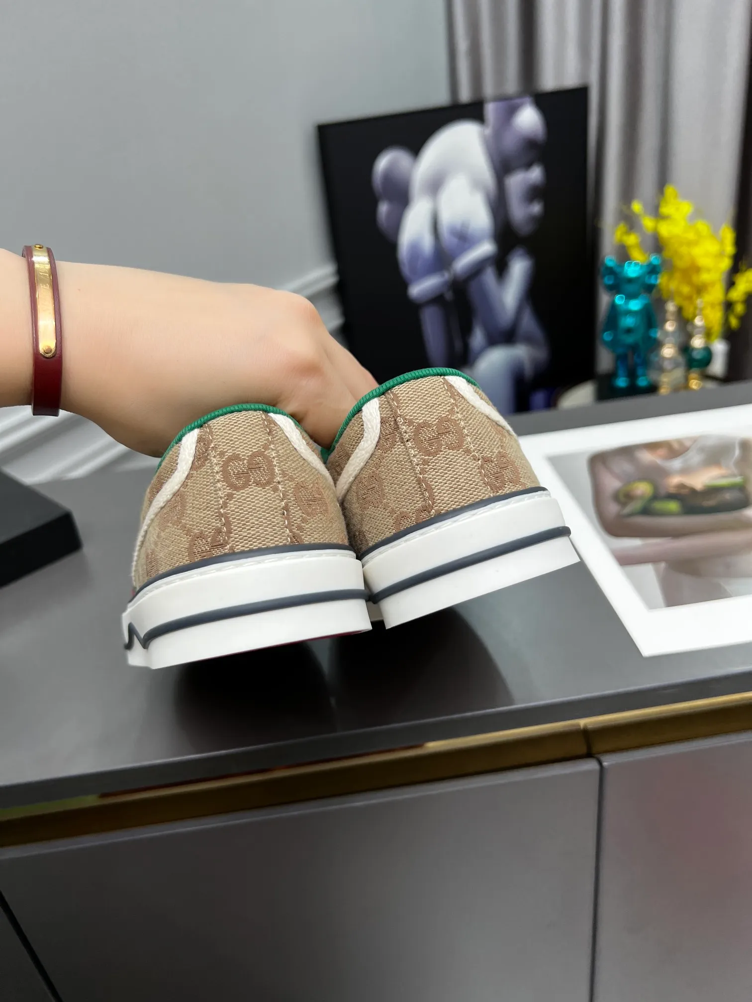 👟👟Ex-factory price 480👟👟 GUCCI new model 1977, classic LOGO material, 1:1 electric embroidery according to the original version, high version, complete package, low and highest version👟👟Ex-factory price U foam feet. T👟👟Ex-factory price U outsole, complete package! 35-44